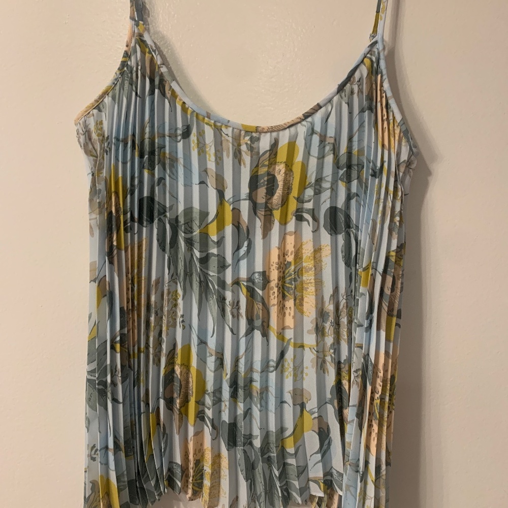 Floral printed pleated Vince Cami with adjustable straps